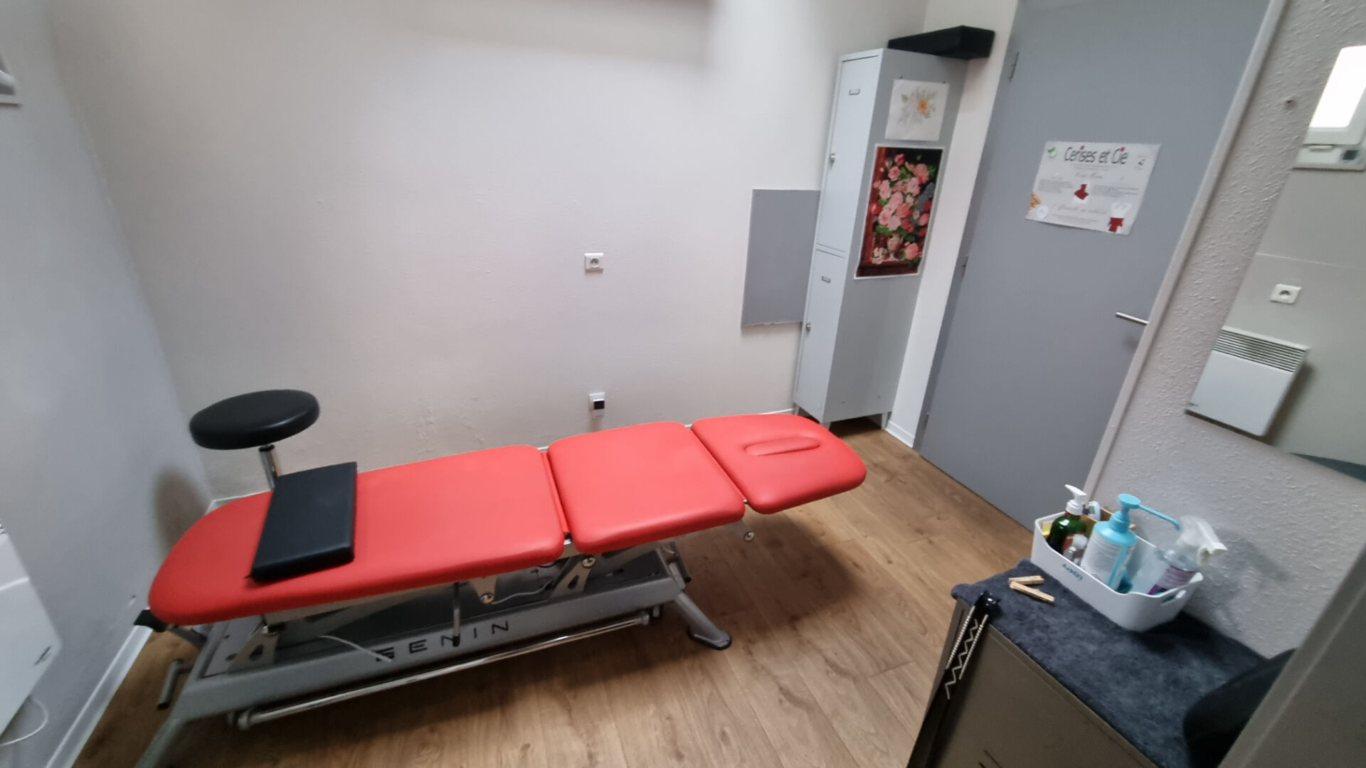 Local professionnel Saint Die Des Vosges 10 pi\u00e8ce(s) 300 m2 4\/11