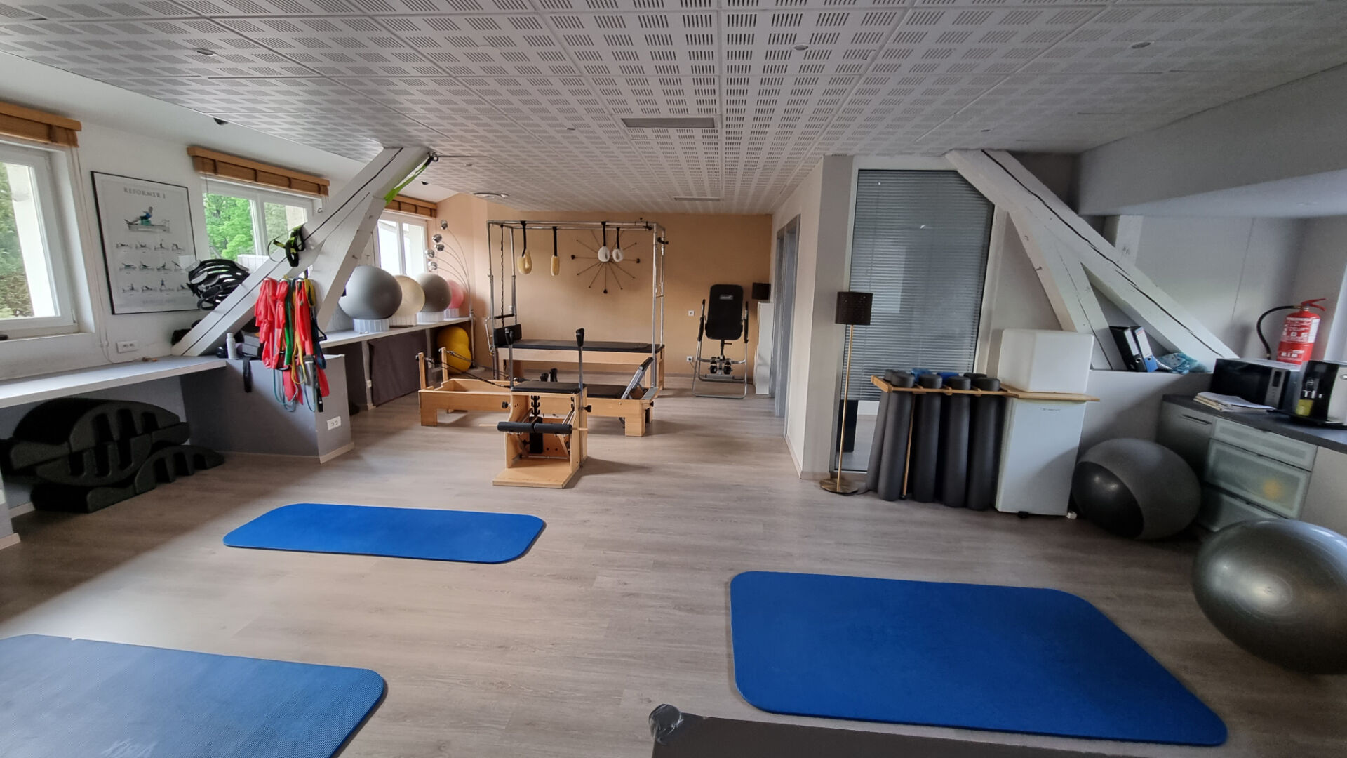 Local professionnel Saint Die Des Vosges 10 pi\u00e8ce(s) 300 m2 9\/11