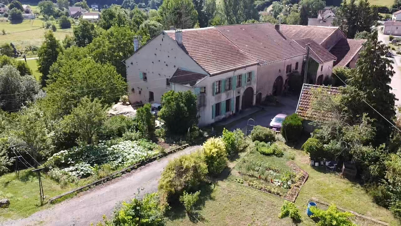 Ancienne Ferme Vosgienne 8 pi\u00e8ce(s) 210 m2 6\/18