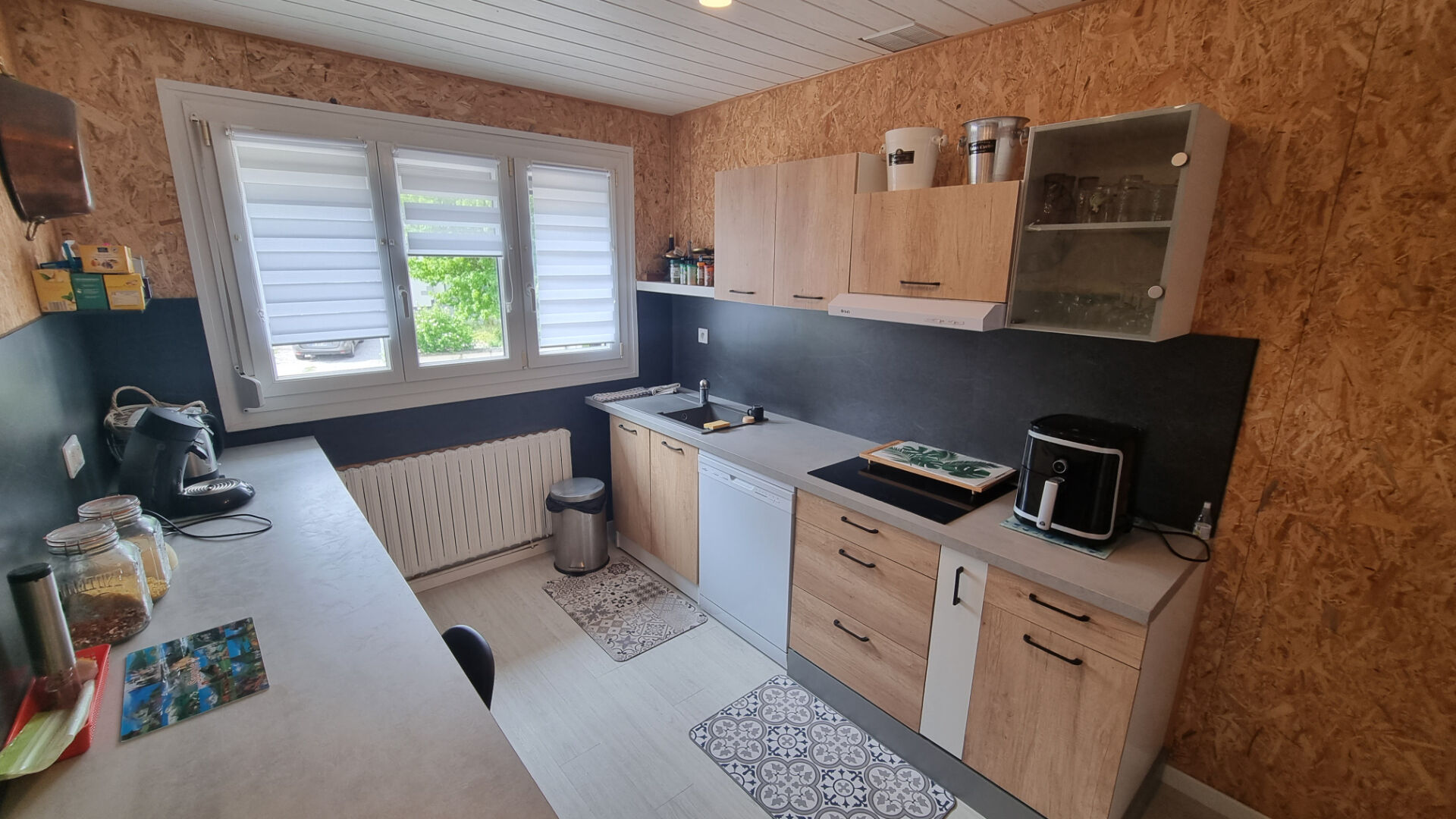 Pavillon de 90 m\u00b2 avec d\u00e9pendances secteur calme sur 795 m\u00b2 de terrain 13\/18